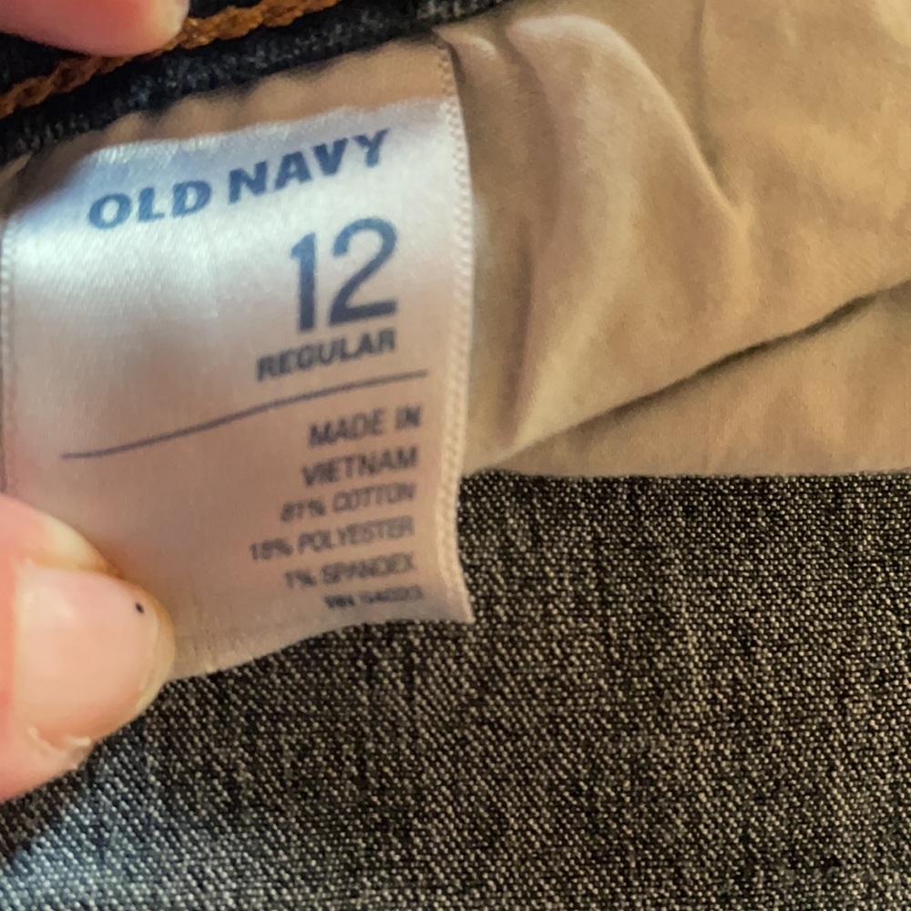 Old Navy - Picture 3 of 7